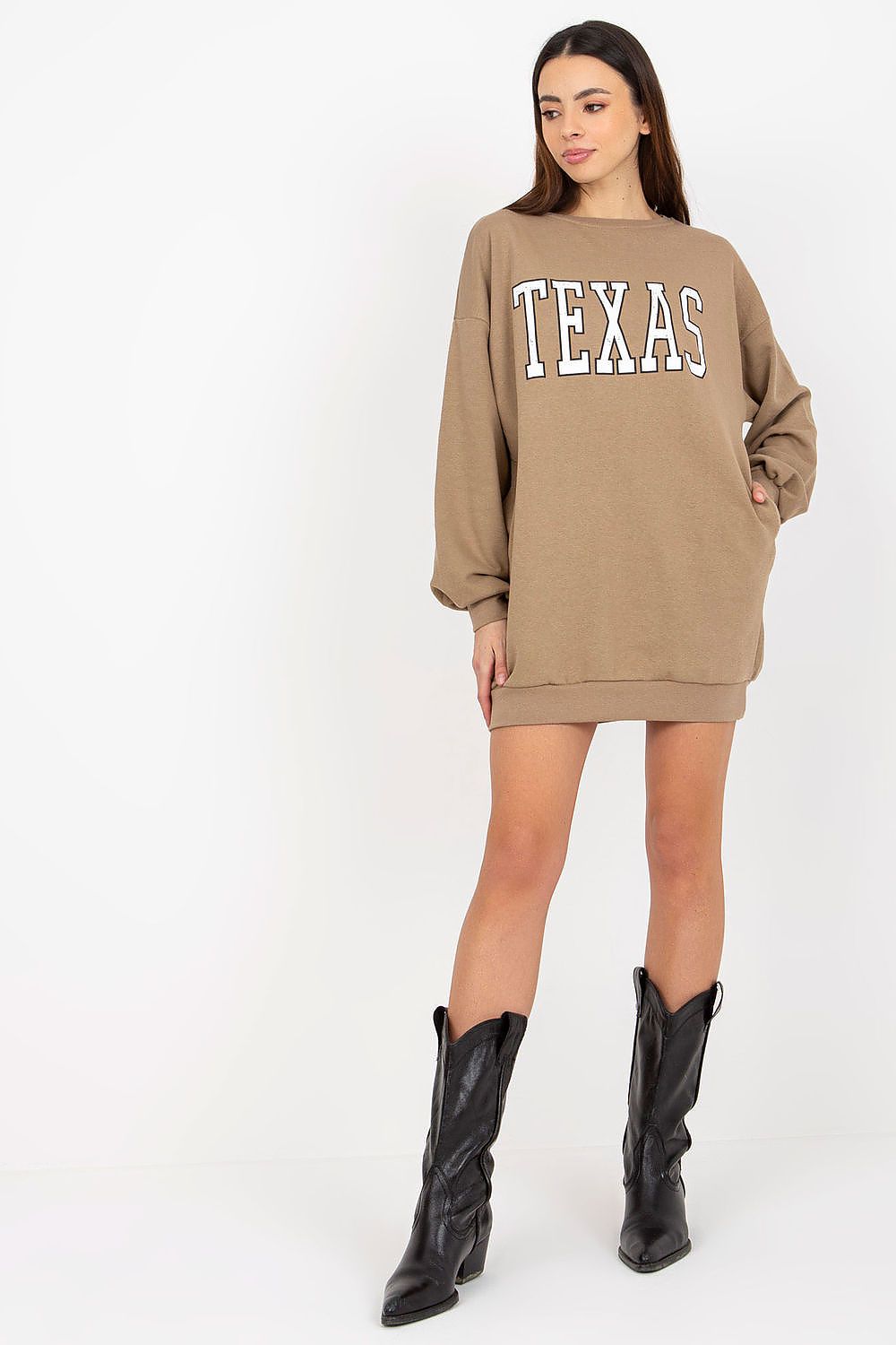 Oppdag vårt utvalg av stilfulle Beige Genser Ex Moda til dame i ulike størrelser og kvalitetsmaterialer – perfekte til jobb; fritid og alle dager. Rask levering og gode priser hos MS Stylehaven. se mer!