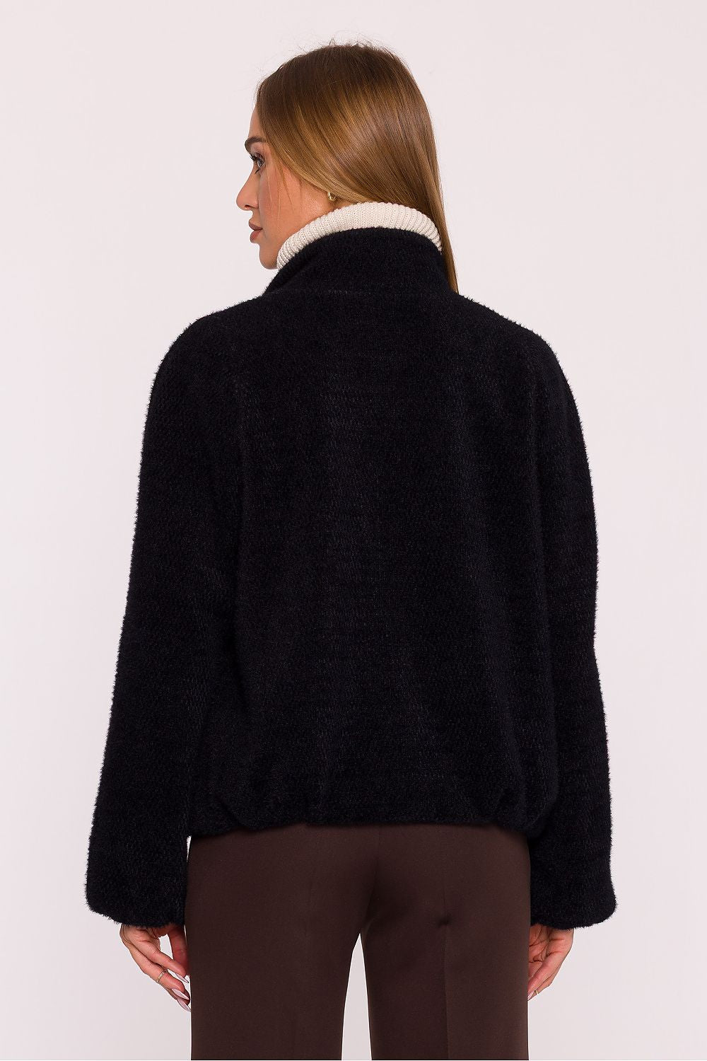 Oppdag vårt utvalg av stilfulle Rød Jakke Moe til dame i ulike størrelser og kvalitetsmaterialer – perfekte til jobb; fritid og alle dager. Rask levering og gode priser hos MS Stylehaven. se mer!