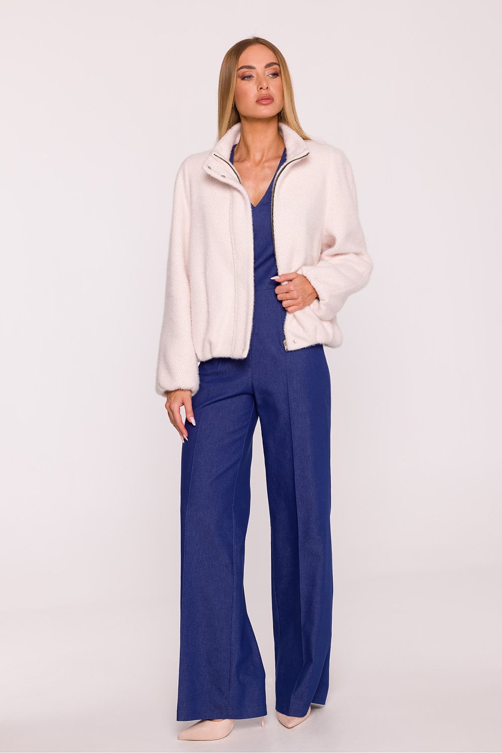 Oppdag vårt utvalg av stilfulle  Jakke Moe til dame i ulike størrelser og kvalitetsmaterialer – perfekte til jobb; fritid og alle dager. Rask levering og gode priser hos MS Stylehaven. se mer!