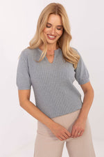 Oppdag vårt utvalg av stilfulle Grå Kortermet genser FP til dame i ulike størrelser og kvalitetsmaterialer – perfekte til jobb; fritid og alle dager. Rask levering og gode priser hos MS Stylehaven. se mer!