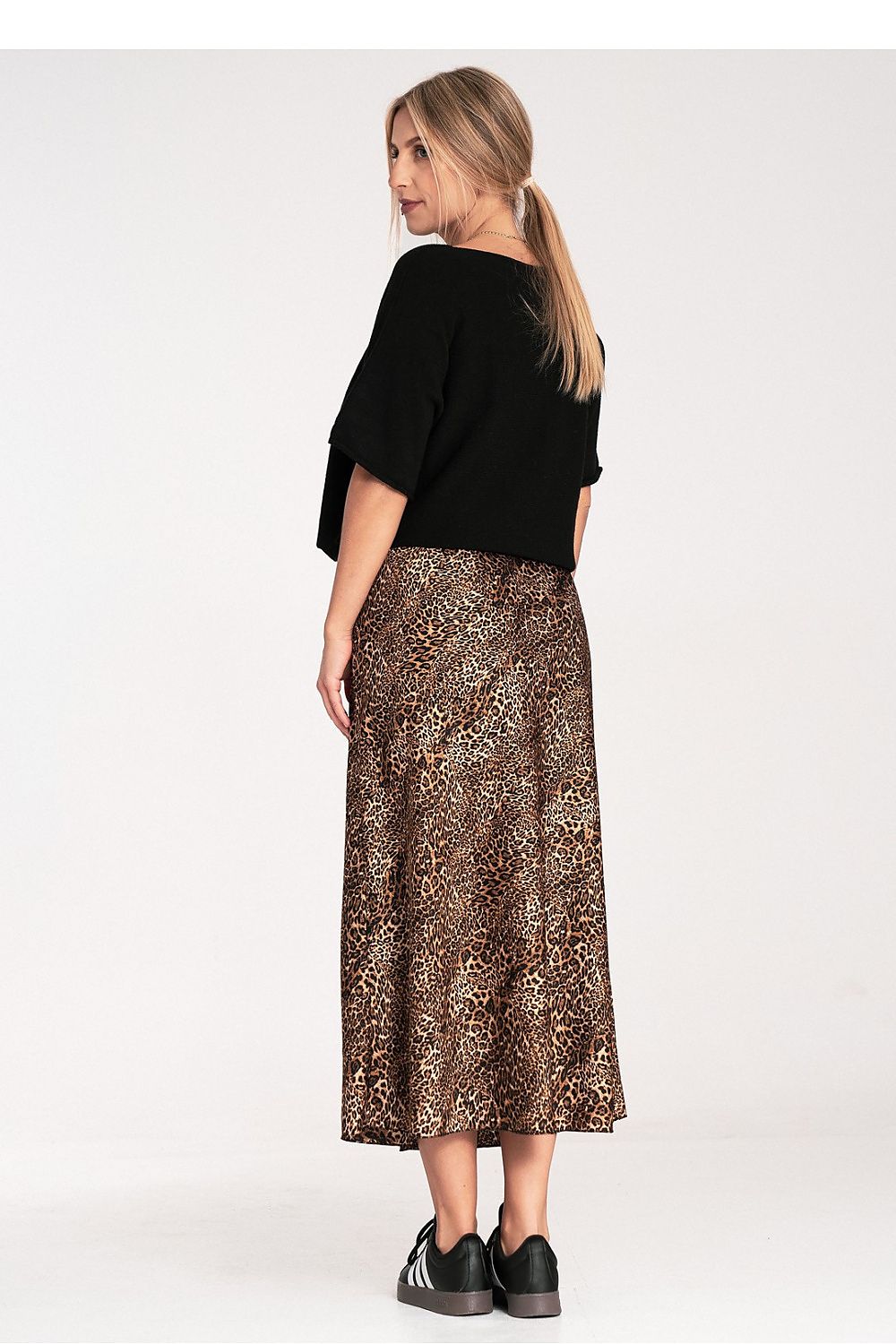 Oppdag vårt utvalg av stilfulle Beige Flaggermusstil bluse - Figl til dame i ulike størrelser og kvalitetsmaterialer – perfekte til jobb; fritid og alle dager. Rask levering og gode priser hos MS Stylehaven. se mer!