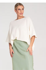 Oppdag vårt utvalg av stilfulle  Flaggermusstil bluse - Figl til dame i ulike størrelser og kvalitetsmaterialer – perfekte til jobb; fritid og alle dager. Rask levering og gode priser hos MS Stylehaven. se mer!