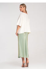 Oppdag vårt utvalg av stilfulle  Flaggermusstil bluse - Figl til dame i ulike størrelser og kvalitetsmaterialer – perfekte til jobb; fritid og alle dager. Rask levering og gode priser hos MS Stylehaven. se mer!