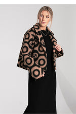 Oppdag vårt utvalg av stilfulle  Jakke - Figl til dame i ulike størrelser og kvalitetsmaterialer – perfekte til jobb; fritid og alle dager. Rask levering og gode priser hos MS Stylehaven. se mer!