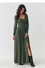 Oppdag vårt utvalg av stilfulle Grønn Dagkjole Makadamia til dame i ulike størrelser og kvalitetsmaterialer – perfekte til jobb, fritid og alle dager. Rask levering og gode priser hos MS Stylehaven. se mer!