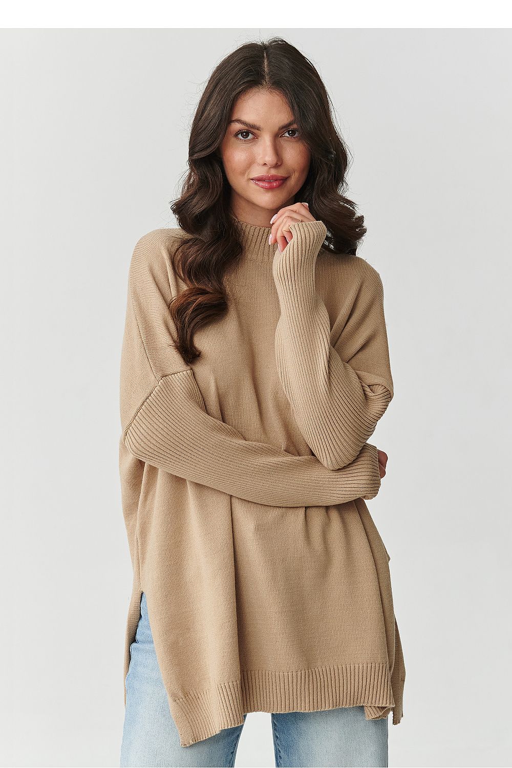 Oppdag vårt utvalg av stilfulle Beige Jumper Makadamia til dame i ulike størrelser og kvalitetsmaterialer - perfekte til jobb; fritid og alle dager. Rask levering og gode priser hos MS Stylehaven. se mer!