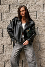 Oppdag vårt utvalg av stilfulle  Jakke Roco Fashion til dame i ulike størrelser og kvalitetsmaterialer – perfekte til jobb, fritid og alle dager. Rask levering og gode priser hos MS Stylehaven. se mer!