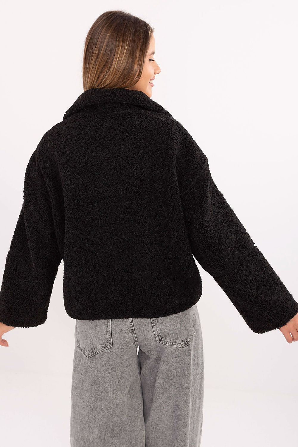 Oppdag vårt utvalg av stilfulle Svart Jakkeundernivå til dame i ulike størrelser og kvalitetsmaterialer – perfekte til jobb; fritid og alle dager. Rask levering og gode priser hos MS Stylehaven. se mer!