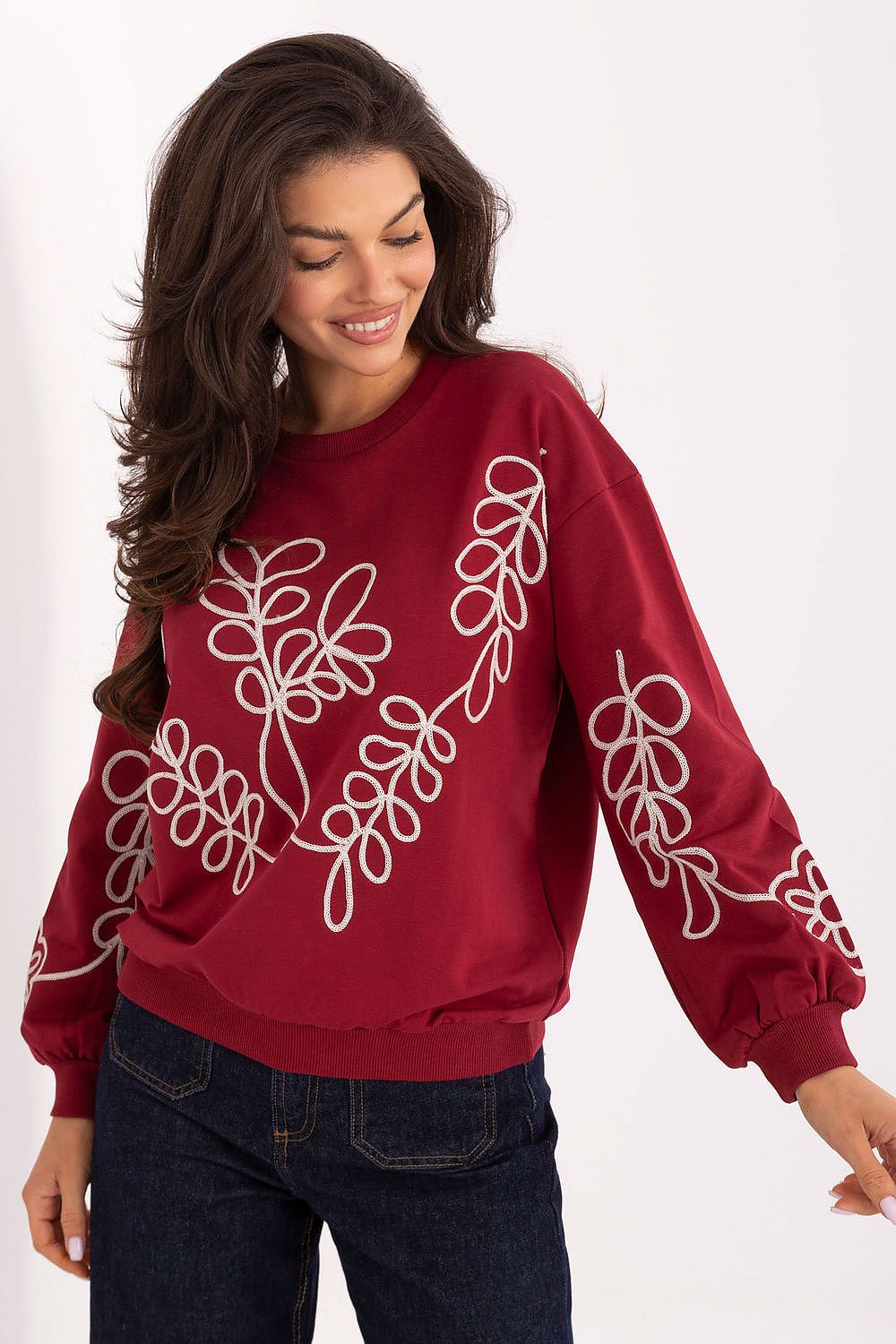 Oppdag vårt utvalg av stilfulle  Genser - Relevance til dame i ulike størrelser og kvalitetsmaterialer – perfekte til jobb, fritid og alle dager. Rask levering og gode priser hos MS Stylehaven. se mer!