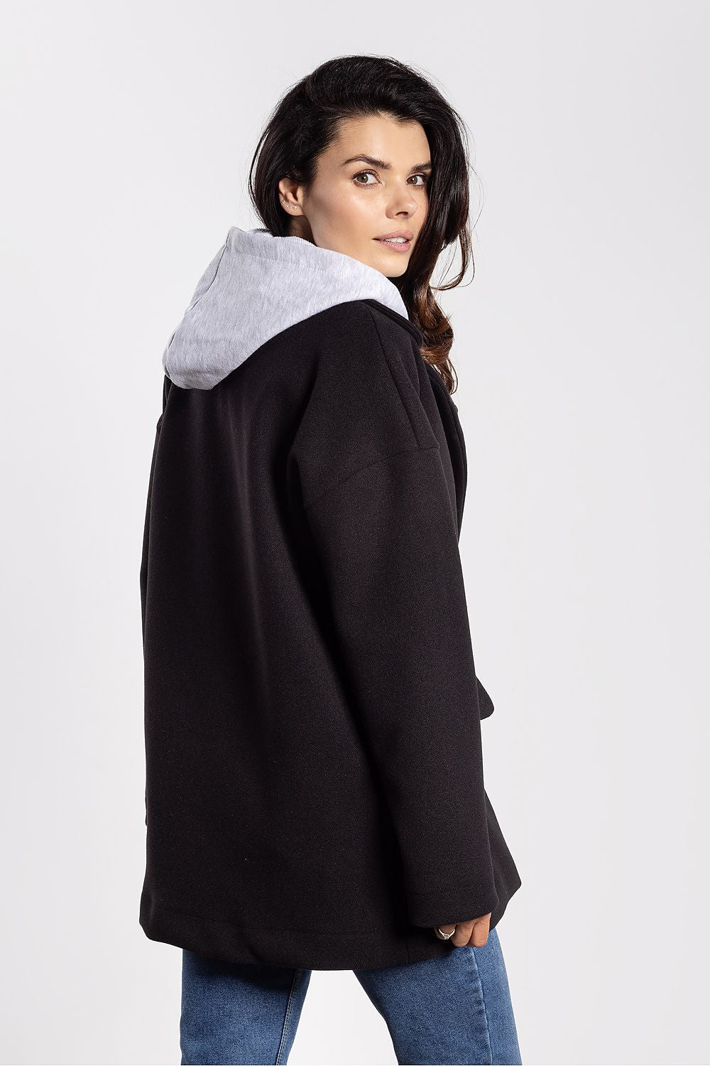 Oppdag vårt utvalg av stilfulle Grønn Jakke Awama til dame i ulike størrelser og kvalitetsmaterialer – perfekte til jobb, fritid og alle dager. Rask levering og gode priser hos MS Stylehaven. se mer!