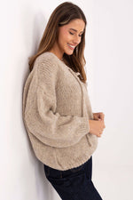 Oppdag vårt utvalg av stilfulle Brun Genser Italia Moda til dame i ulike størrelser og kvalitetsmaterialer – perfekte til jobb; fritid og alle dager. Rask levering og gode priser hos MS Stylehaven. se mer!