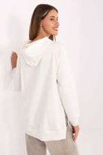 Oppdag vårt utvalg av stilfulle  Genser - Relevans til dame i ulike størrelser og kvalitetsmaterialer – perfekte til jobb; fritid og alle dager. Rask levering og gode priser hos MS Stylehaven. se mer!