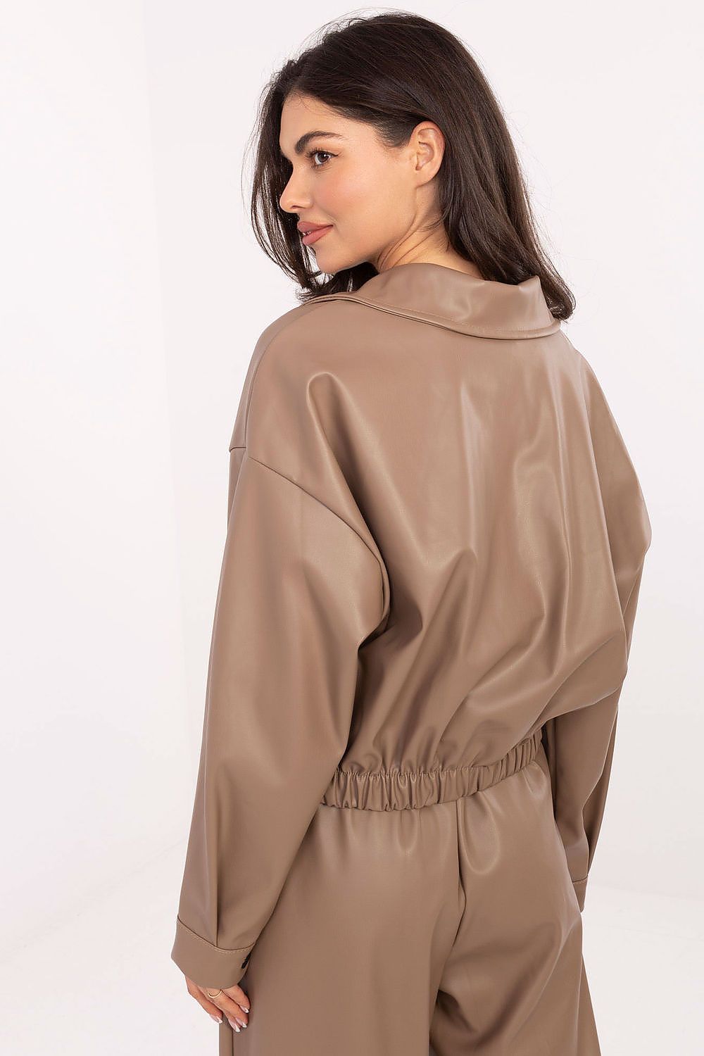 Oppdag vårt utvalg av stilfulle  Jakke Rue Paris til dame i ulike størrelser og kvalitetsmaterialer – perfekte til jobb; fritid og alle dager. Rask levering og gode priser hos MS Stylehaven. se mer!