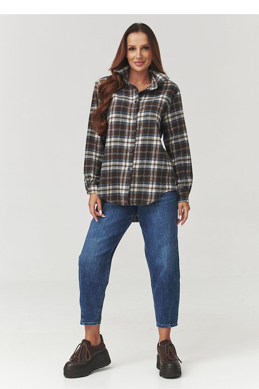 Oppdag vårt utvalg av stilfulle  Langermet skjorte Makadamia til dame i ulike størrelser og kvalitetsmaterialer – perfekte til jobb, fritid og alle dager. Rask levering og gode priser hos MS Stylehaven. se mer!