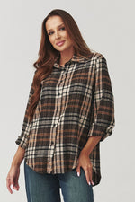 Oppdag vårt utvalg av stilfulle  Langermet skjorte Makadamia til dame i ulike størrelser og kvalitetsmaterialer – perfekte til jobb, fritid og alle dager. Rask levering og gode priser hos MS Stylehaven. se mer!