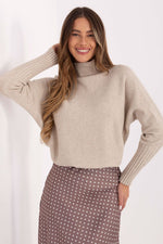 Oppdag vårt utvalg av stilfulle Beige Høyhalset genser Rue Paris til dame i ulike størrelser og kvalitetsmaterialer – perfekte til jobb, fritid og alle dager. Rask levering og gode priser hos MS Stylehaven. se mer!