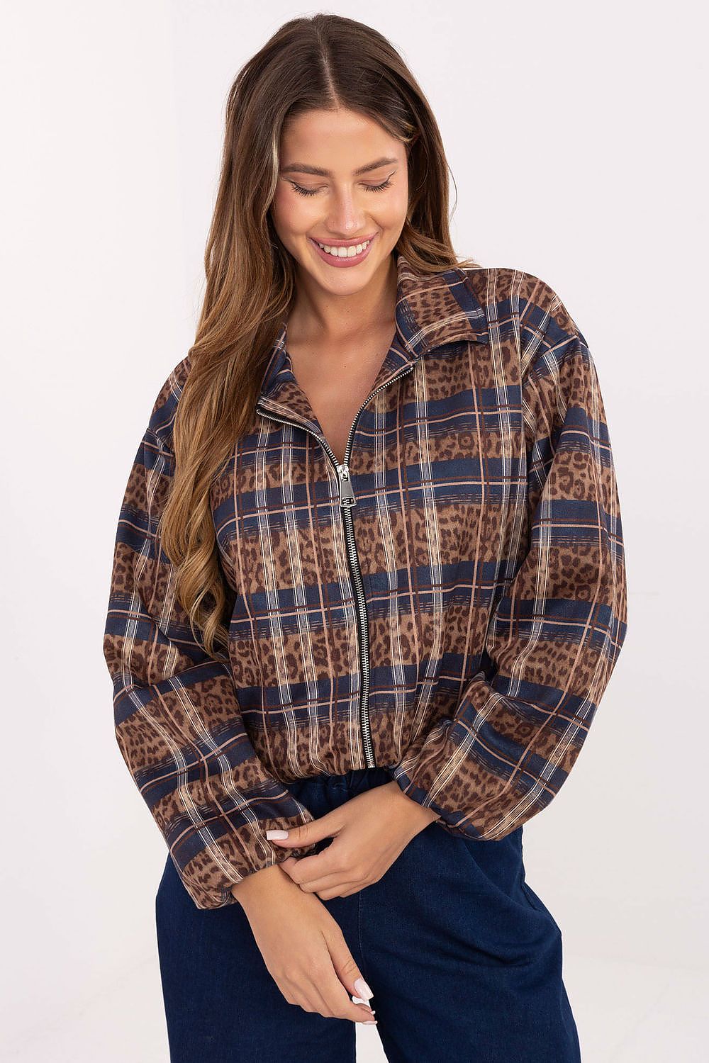 Oppdag vårt utvalg av stilfulle Flerfarget Jakke Rue Paris til dame i ulike størrelser og kvalitetsmaterialer – perfekte til jobb, fritid og alle dager. Rask levering og gode priser hos MS Stylehaven. se mer!