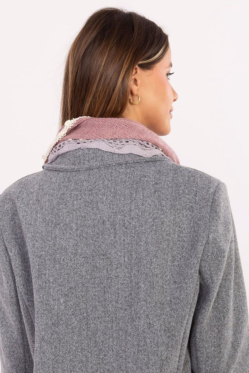 Oppdag vårt utvalg av stilfulle  Halstørkle AT til dame i ulike størrelser og kvalitetsmaterialer – perfekte til jobb, fritid og alle dager. Rask levering og gode priser hos MS Stylehaven. se mer!