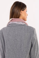 Oppdag vårt utvalg av stilfulle  Halstørkle AT til dame i ulike størrelser og kvalitetsmaterialer – perfekte til jobb, fritid og alle dager. Rask levering og gode priser hos MS Stylehaven. se mer!