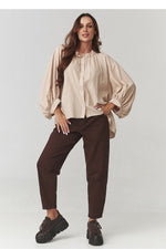  Shirt model 221048 Makadamia 