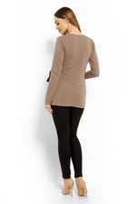 Wrap gravidbluse fra PeeKaBoo til dame fra MS StyleHaven, laget av Elastan; Bomull, farge beige, størrelse XXL, med long ermer, perfekt til casual; dress