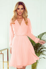 Isabella-kjole fra Numoco – Elegant plissert chiffongkjole for spesielle anledninger til dame fra MS StyleHaven, laget av polyester, farge Rosa, størrelse S, med long ermer, knee-1; mini; midi lengde, kjolestil blouson; empire-waist; a-line; sheath, perfekt til casual; dress
