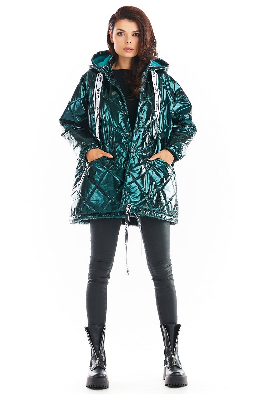 Oppdag vårt utvalg av stilfulle  Jakke Awama til dame i ulike størrelser og kvalitetsmaterialer – perfekte til jobb; fritid og alle dager. Rask levering og gode priser hos MS Stylehaven. se mer!