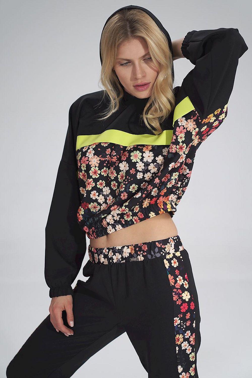 Oppdag vårt utvalg av stilfulle Flerfarget 5 Genser Figl til dame i ulike størrelser og kvalitetsmaterialer – perfekte til jobb, fritid og alle dager. Rask levering og gode priser hos MS Stylehaven. se mer!