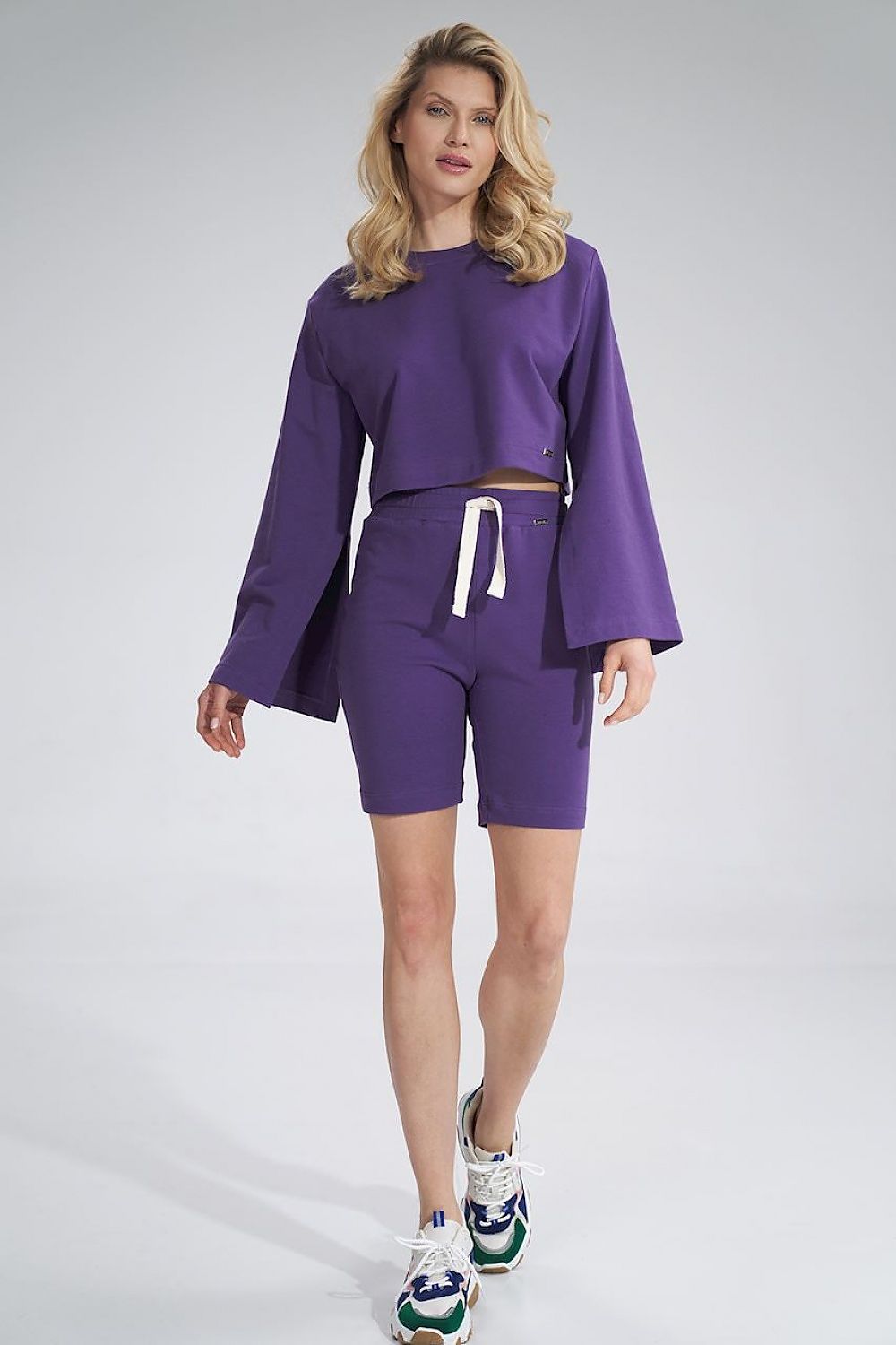 Oppdag vårt utvalg av stilfulle Fiolett Genser Figl til dame i ulike størrelser og kvalitetsmaterialer – perfekte til jobb, fritid og alle dager. Rask levering og gode priser hos MS Stylehaven. se mer!