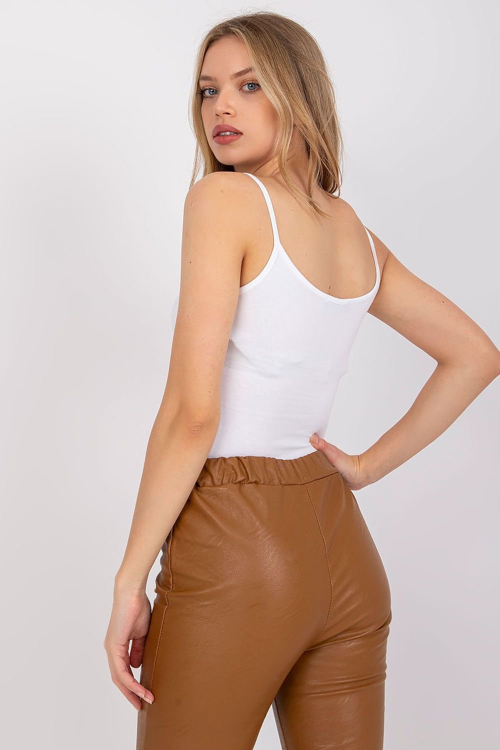 Topp BFG til dame fra MS StyleHaven, laget av Bomull, farge Hvit, størrelse L, med sleeveless ermer, perfekt til casual; dress