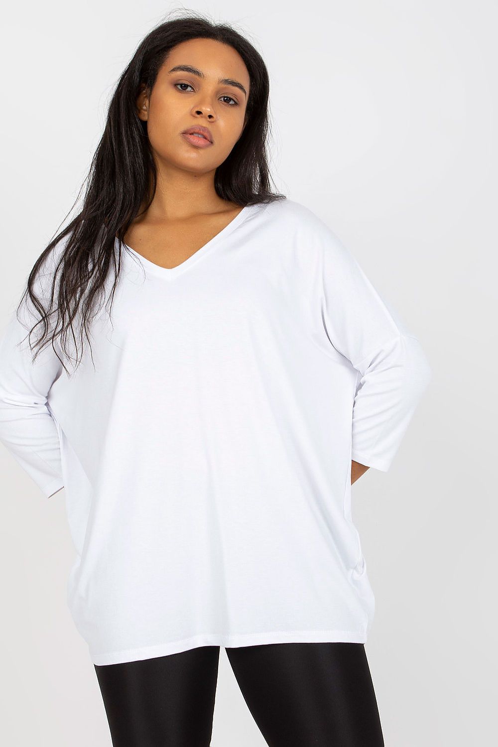 Oppdag vårt utvalg av stilfulle  Plus size bluse - Relevance til dame i ulike størrelser og kvalitetsmaterialer – perfekte til jobb, fritid og alle dager. Rask levering og gode priser hos MS Stylehaven. se mer!
