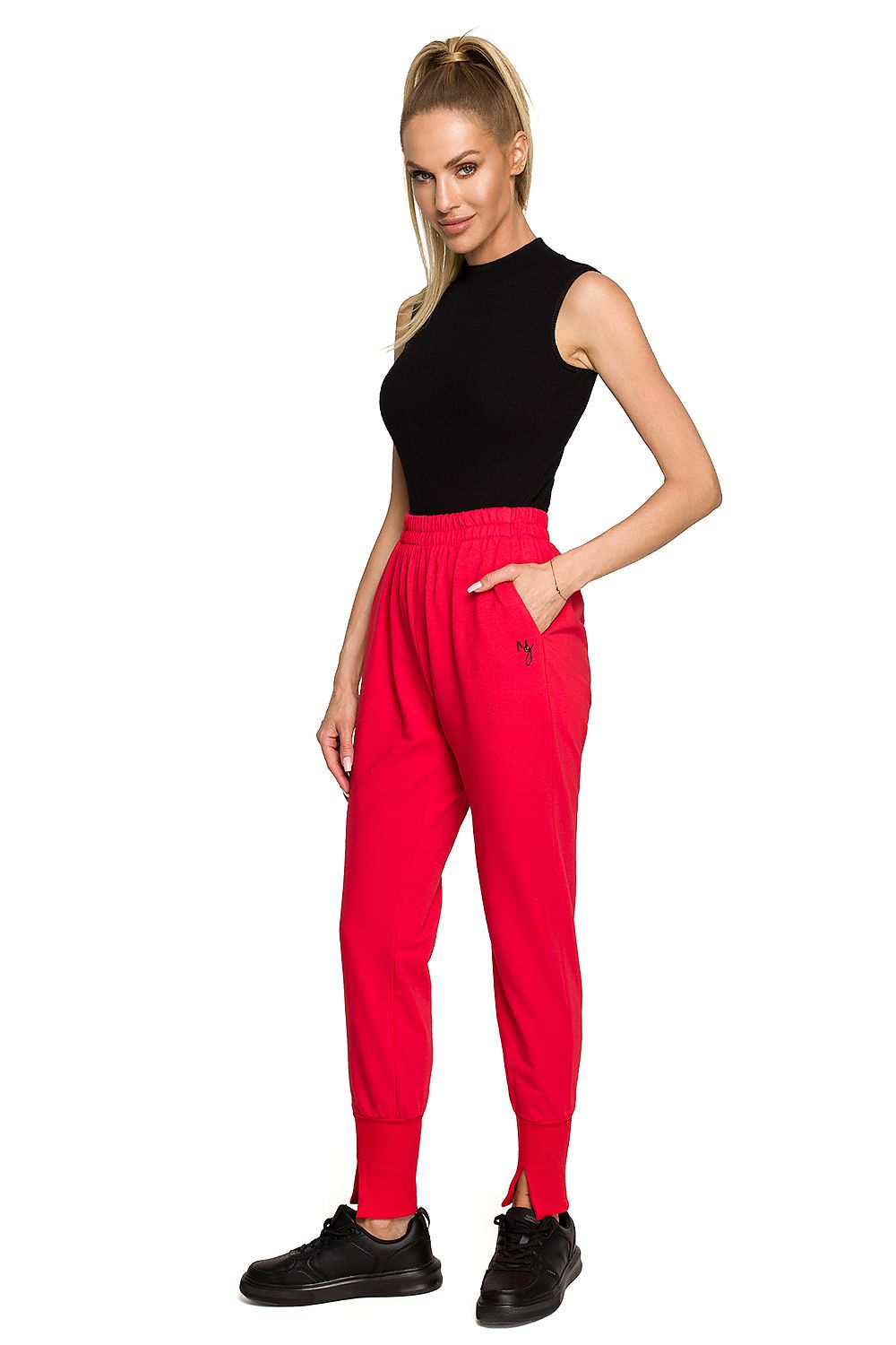 Treningsbukse Moe til dame fra MS StyleHaven, laget av Bomull, farge beige, størrelse M, med short ermer, perfekt til dress