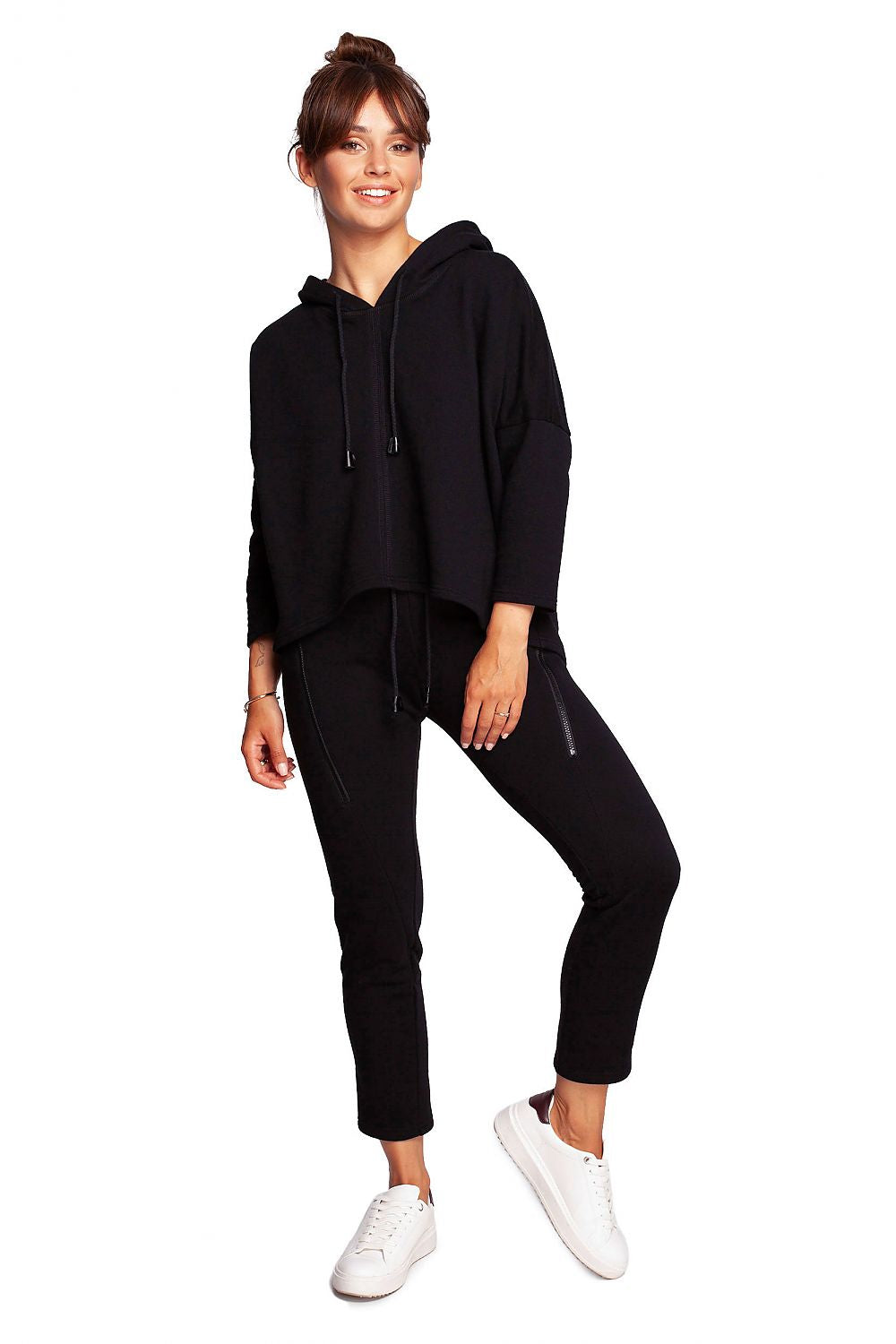 Avslappet trapes hettegenser fra BeWear til dame fra MS StyleHaven, laget av Bomull; polyester, farge Svart, størrelse L/XL, med long ermer, perfekt til dress