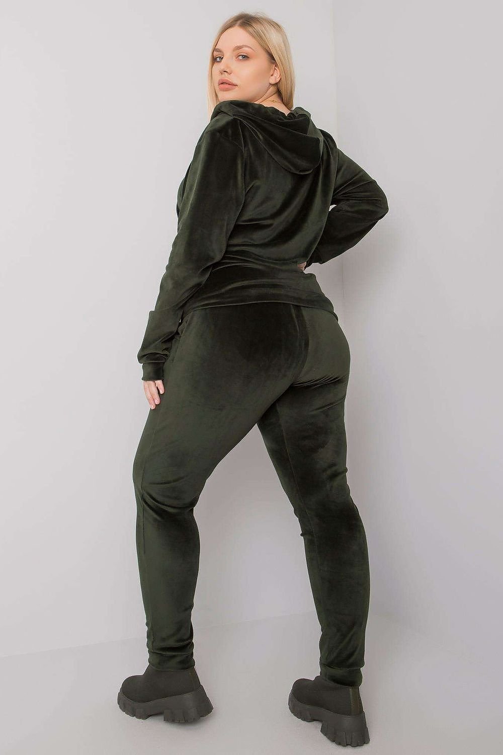 Plus size sett. Relevance til dame fra MS StyleHaven, laget av Bomull, farge Marineblå, størrelse XXXL, med 45720 ermer, perfekt til casual; dress