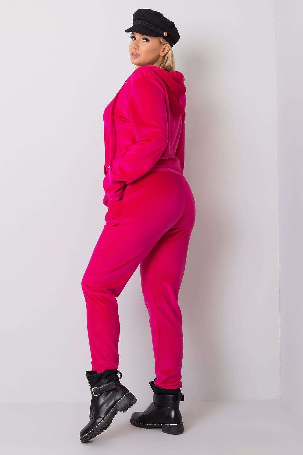 Plus size sett. Relevance til dame fra MS StyleHaven, laget av Bomull, farge Rosa, størrelse XXXL, med 45720 ermer, perfekt til casual; dress