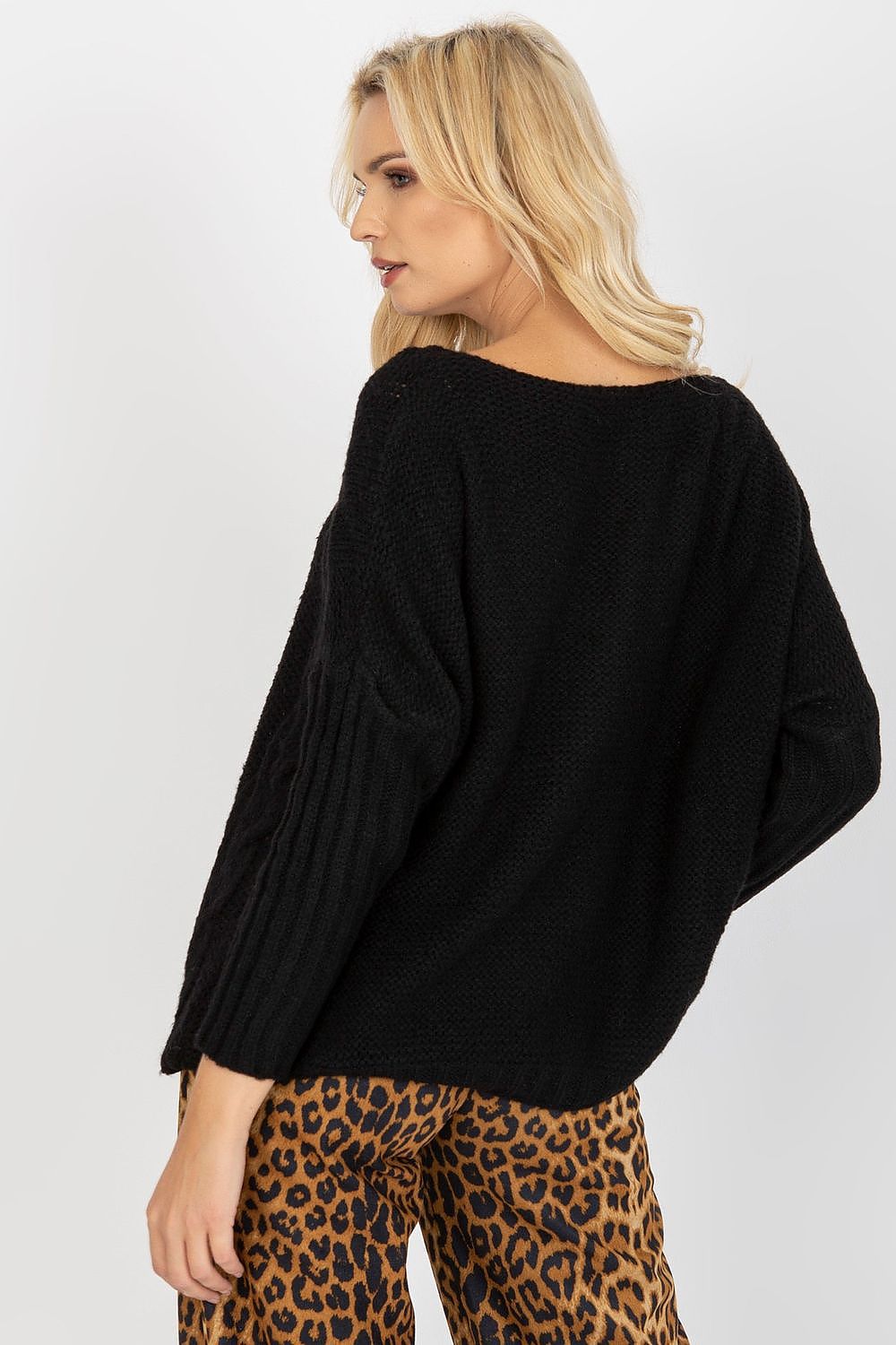 Oppdag vårt utvalg av stilfulle  Jumper Och Bella til dame i ulike størrelser og kvalitetsmaterialer – perfekte til jobb; fritid og alle dager. Rask levering og gode priser hos MS Stylehaven. se mer!