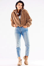 Oppdag vårt utvalg av stilfulle Brun Jakke Awama til dame i ulike størrelser og kvalitetsmaterialer – perfekte til jobb; fritid og alle dager. Rask levering og gode priser hos MS Stylehaven. se mer!