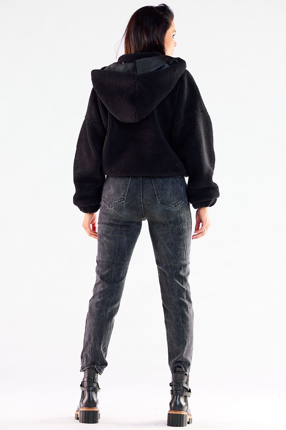 Oppdag vårt utvalg av stilfulle  Jakke Awama til dame i ulike størrelser og kvalitetsmaterialer – perfekte til jobb; fritid og alle dager. Rask levering og gode priser hos MS Stylehaven. se mer!