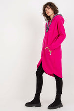 Oppdag vårt utvalg av stilfulle Beige Genser - Relevans til dame i ulike størrelser og kvalitetsmaterialer – perfekte til jobb; fritid og alle dager. Rask levering og gode priser hos MS Stylehaven. se mer!