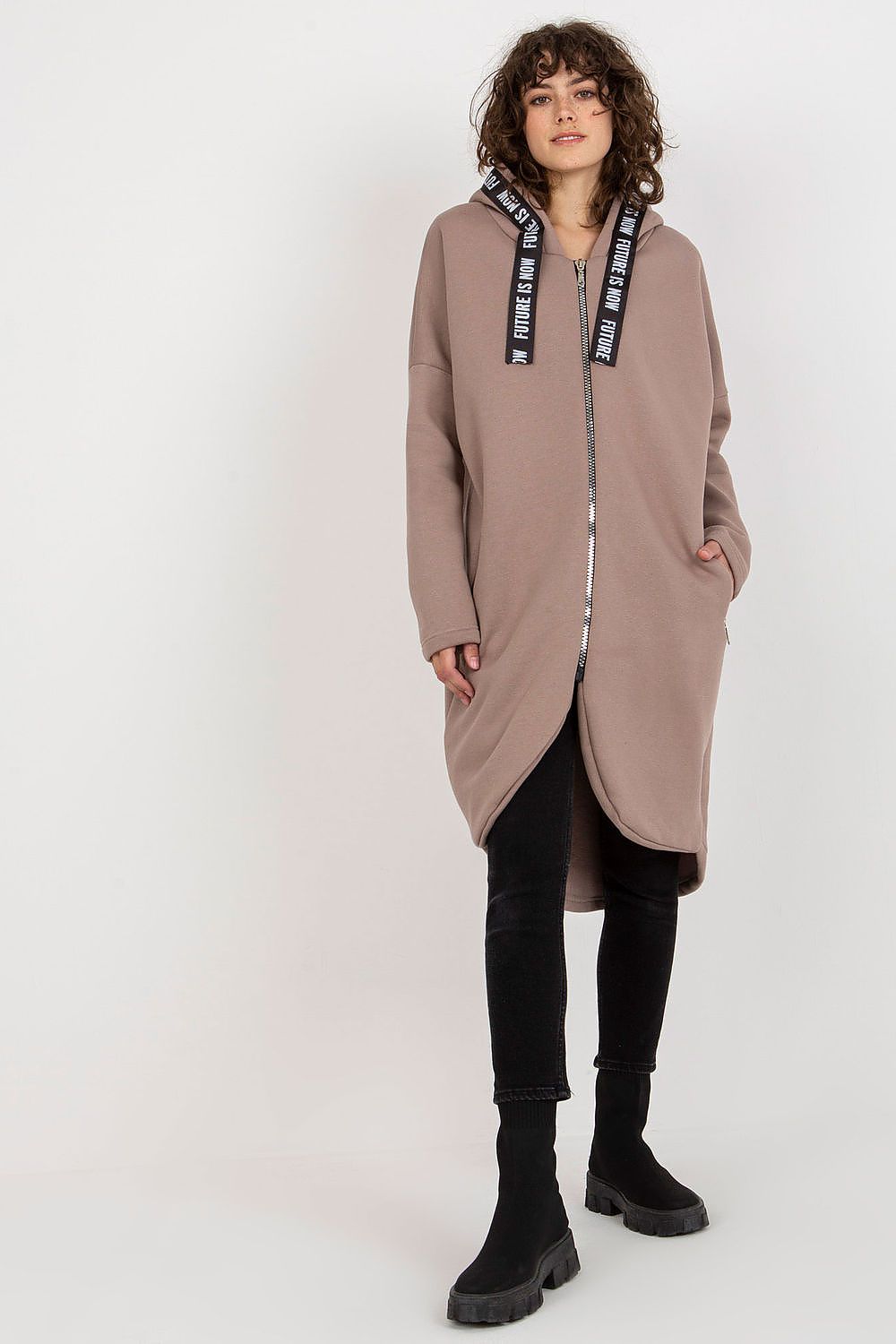 Oppdag vårt utvalg av stilfulle Fiolett Genser - Relevans til dame i ulike størrelser og kvalitetsmaterialer – perfekte til jobb; fritid og alle dager. Rask levering og gode priser hos MS Stylehaven. se mer!