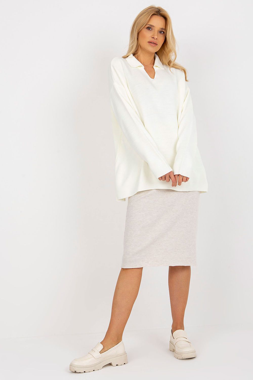 Oppdag vårt utvalg av stilfulle  Jumper Rue Paris til dame i ulike størrelser og kvalitetsmaterialer – perfekte til jobb; fritid og alle dager. Rask levering og gode priser hos MS Stylehaven. se mer!