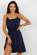 Dagskjole Lakerta – Minikjole med kjedestropp og rund hals til dame fra MS StyleHaven, laget av Bomull; polyester; Elastan-1, farge Hvit, størrelse 42, med sleeveless; spaghetti-strap ermer, perfekt til casual; dress