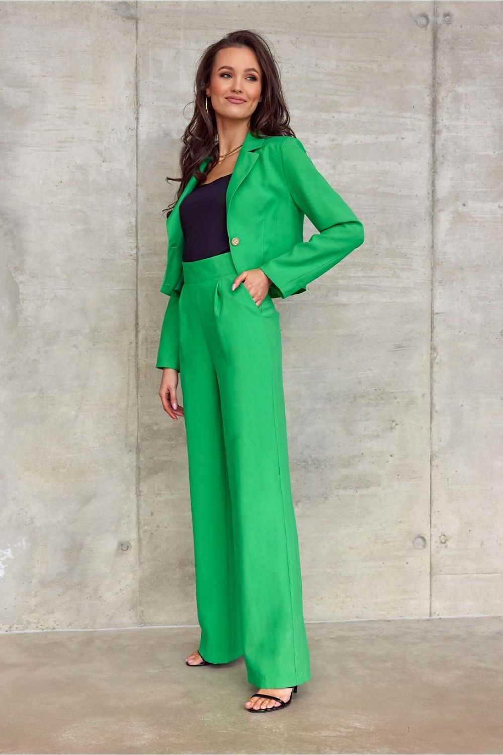 Vide bukser med høy midje og elegant snitt fra MS StyleHaven, størrelse 36, med sleeveless, bukselengde long, kjolelengde maxi, kjolestil sheath; a-line
