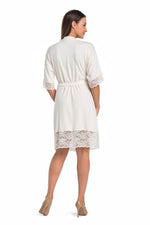 Dame Badekåpe i Ecru med Blonder til dame fra MS StyleHaven, laget av Elastan; Viskose, farge Rød, størrelse S, med long ermer, perfekt til casual; dress
