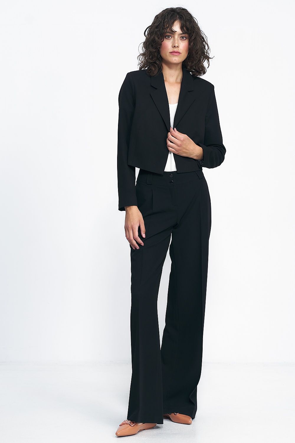Jakke Nife til dame fra MS StyleHaven, laget av polyester; Viskose, farge Svart, størrelse 38, med long ermer, perfekt til casual; dress