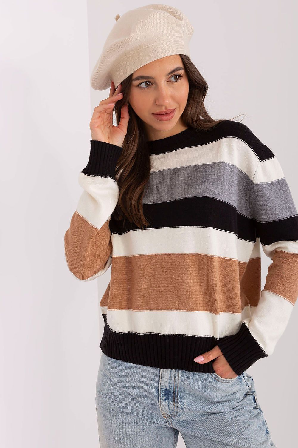 Oppdag vårt utvalg av stilfulle Grønn 2 Beret AT til dame i ulike størrelser og kvalitetsmaterialer - perfekte til jobb, fritid og alle dager. Rask levering og gode priser hos MS Stylehaven. se mer!