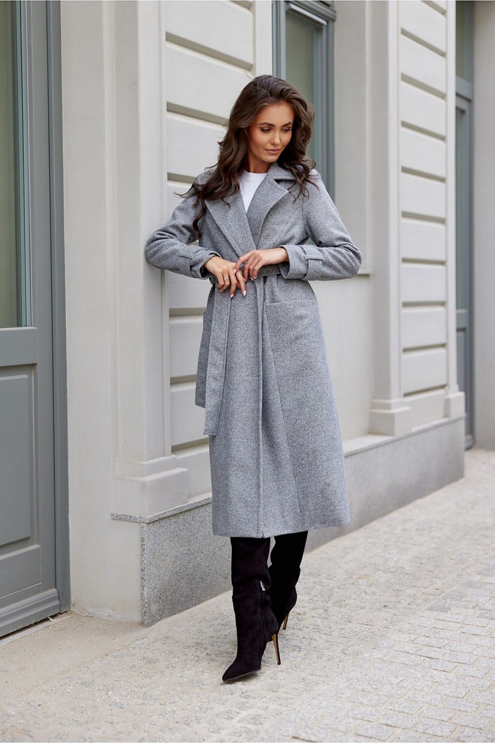Aurora ullblandet kåpe fra Roco Fashion fra MS StyleHaven, størrelse 36, med long, bukselengde long, kjolelengde maxi, kjolestil sheath