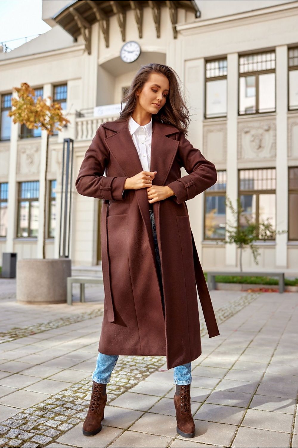 Aurora ullblandet kåpe fra Roco Fashion fra MS StyleHaven, størrelse 36, med long, bukselengde long, kjolelengde maxi, kjolestil sheath