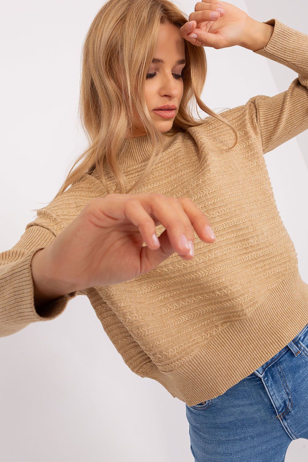 Oppdag vårt utvalg av stilfulle Beige Jumper - AT til dame i ulike størrelser og kvalitetsmaterialer – perfekte til jobb; fritid og alle dager. Rask levering og gode priser hos MS Stylehaven. se mer!
