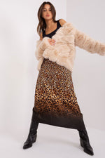 Oppdag vårt utvalg av stilfulle Beige 2 Jakke - AT til dame i ulike størrelser og kvalitetsmaterialer – perfekte til jobb; fritid og alle dager. Rask levering og gode priser hos MS Stylehaven. se mer!